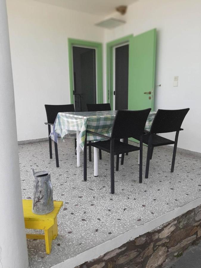 House Kokkalas On The Beach Pyrgadikia Exterior foto